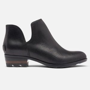 SOREL | Lolla Cutout Booties